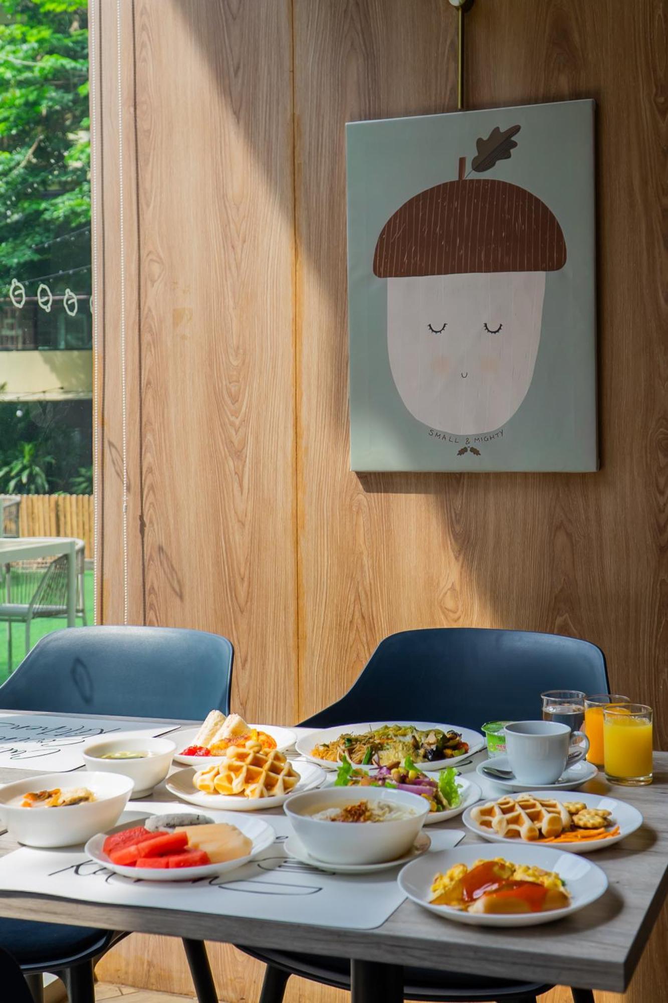 Oakwood Suites Bangkok - SHA Extra Plus Bagian luar foto